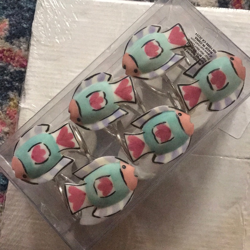 NWT Jubilee fish 🐠 hooks for shower curtain